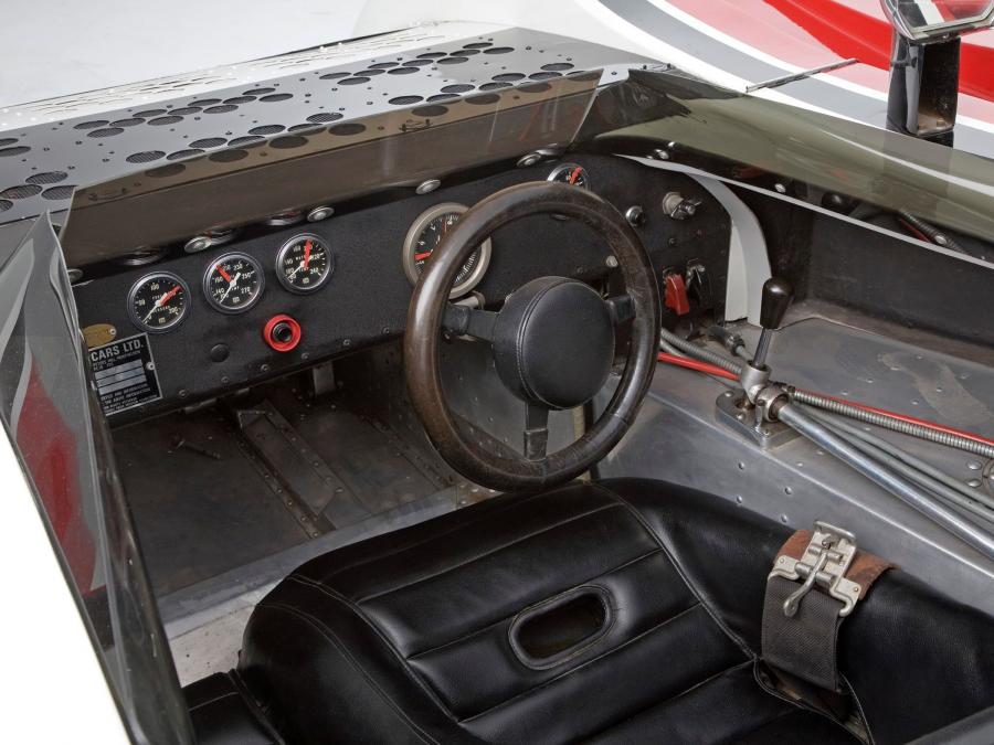 Торпедо Lola T260 1971 года  (фото 4 из 14)